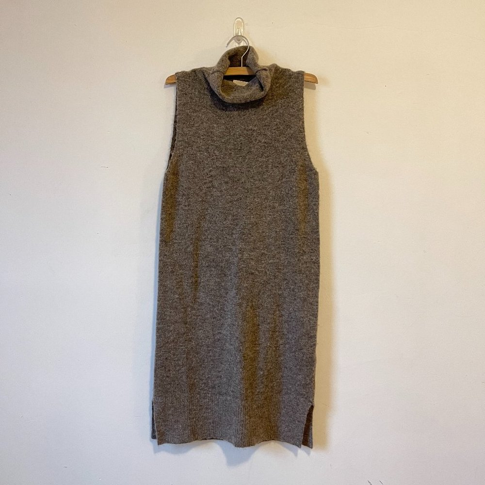 Aritzia Wilfred Free Moldovan Mock Neck Sleeveless Sweater Dress in Gray Size S